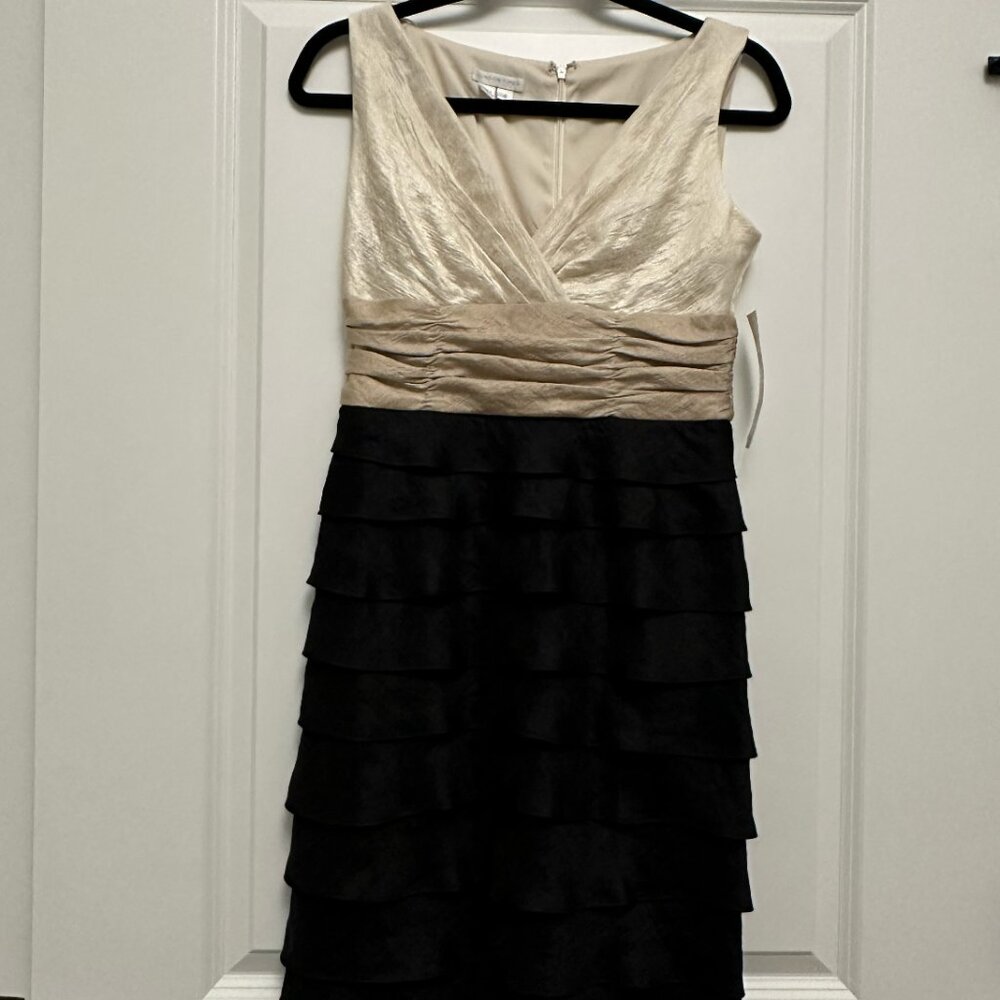 London Times Vanilla/Black Dress